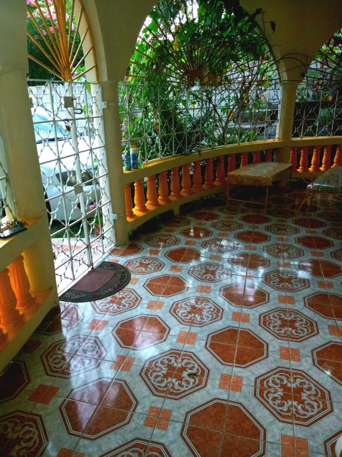 Fay Guest House Negril Exteriér fotografie