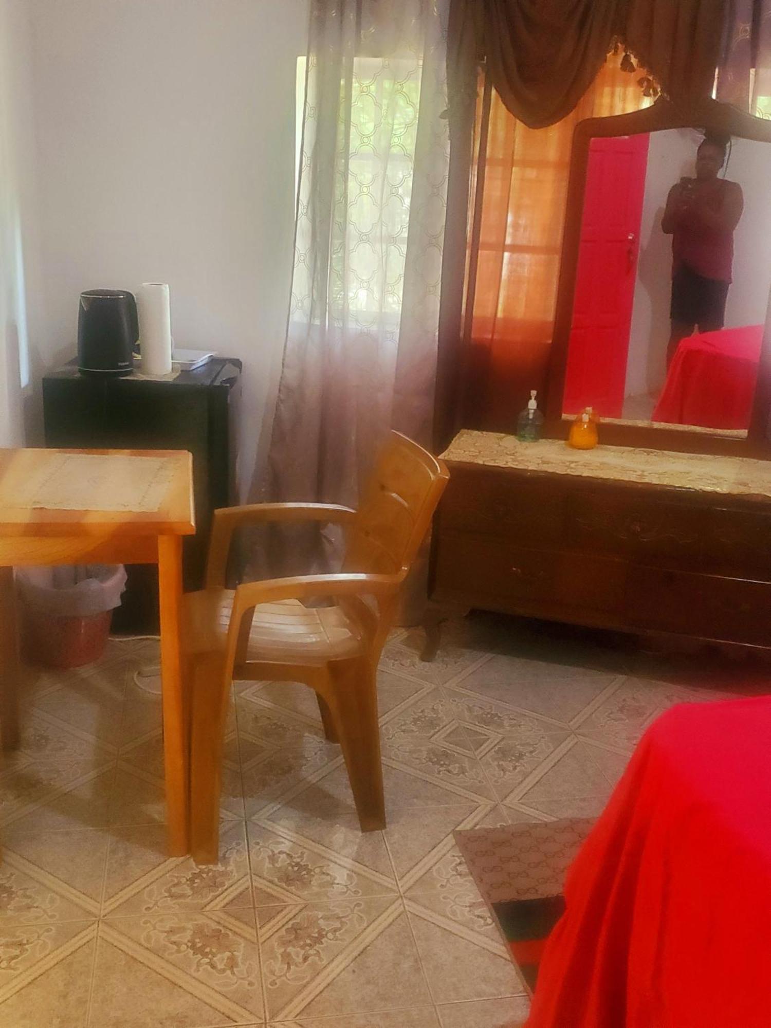 Fay Guest House Negril Pokoj fotografie
