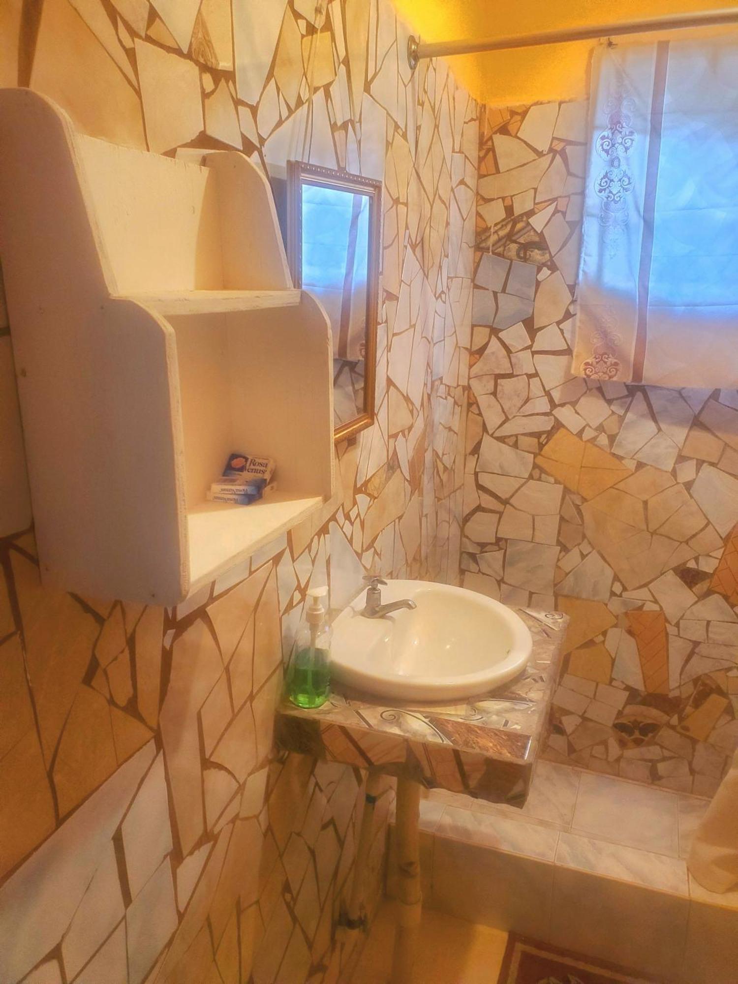 Fay Guest House Negril Pokoj fotografie