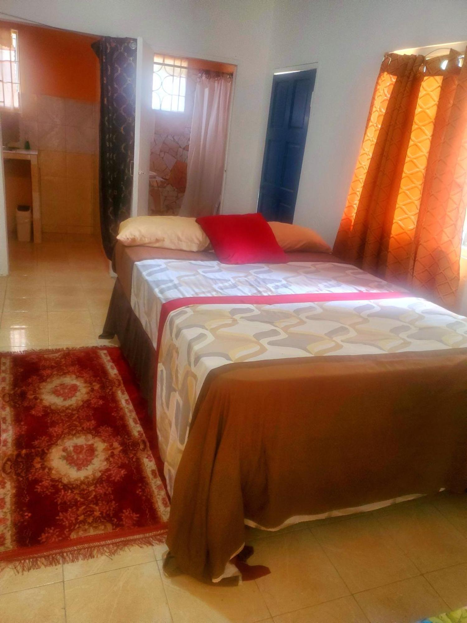 Fay Guest House Negril Pokoj fotografie